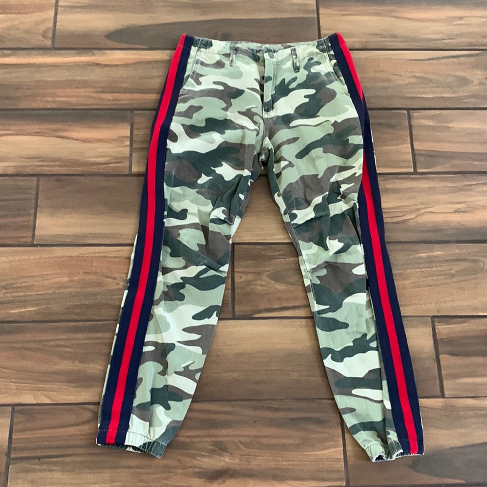 Like new mother cotton camo pants